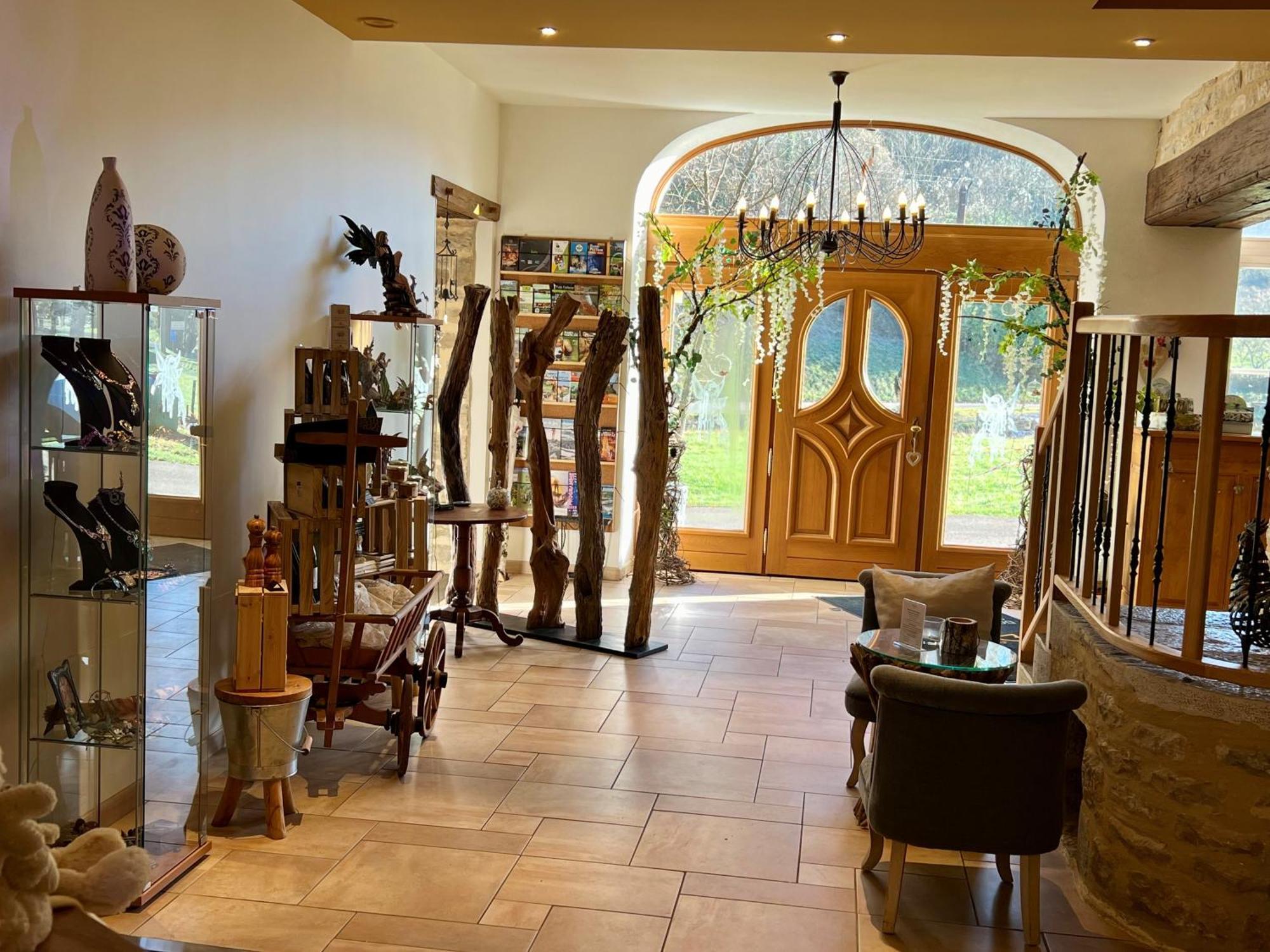Domaine Et Chambres D'Hotes Des Fees Pretin Экстерьер фото
